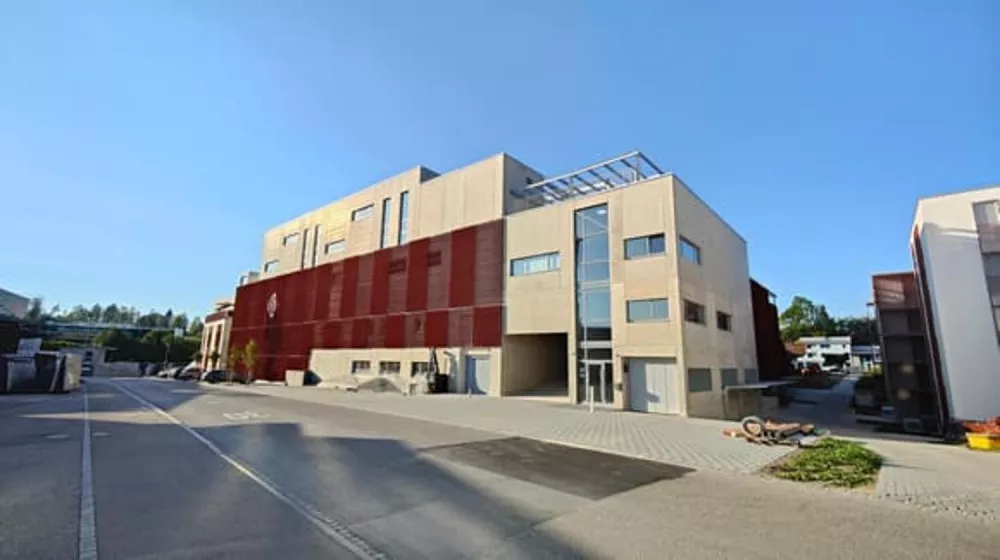 Gewerbefläche zur Vermietung Gewerbefläche zur Vermietung